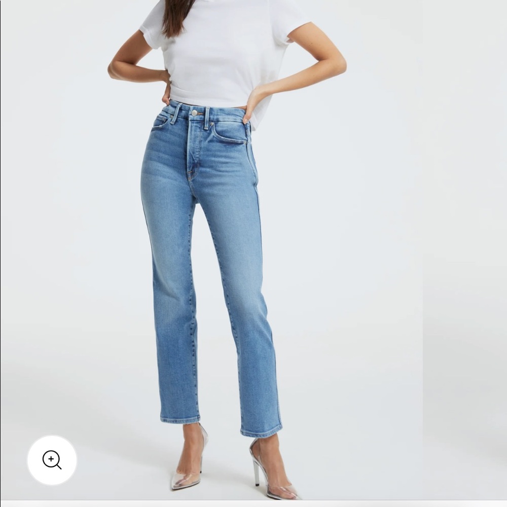 NWT— GOOD CURVE STRAIGHT LIGHT COMPRESSION JEANS (Size 8 / 29)